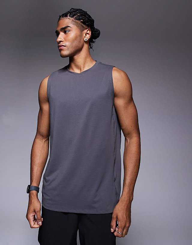 4505 Icon quick dry mesh training tank in graphite