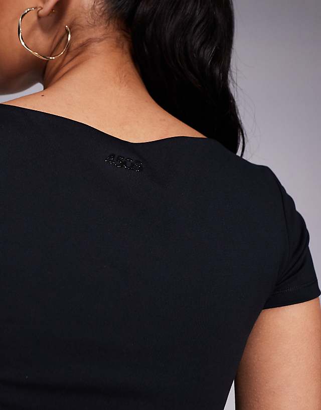 4505 Icon Soft Touch V Neck Performance Baby T-shirt In Black