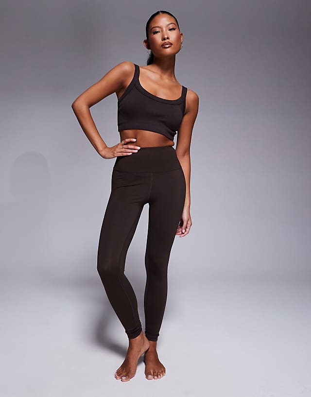 4505 Petite Icon soft touch high waist yoga legging in chocolate