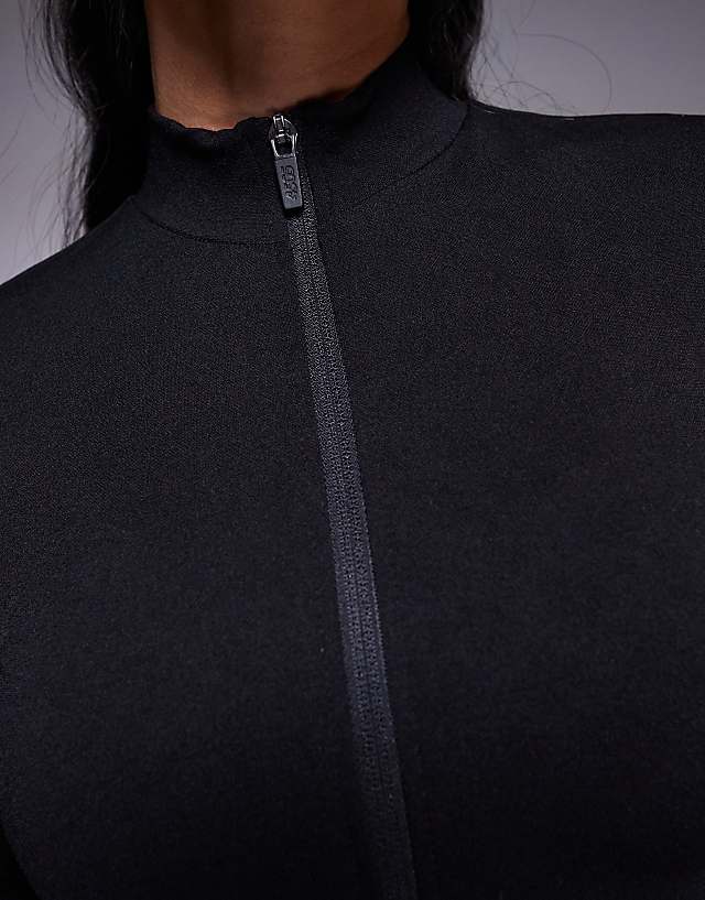 4505 Seamless Fitted Zip Up Track Top In Black