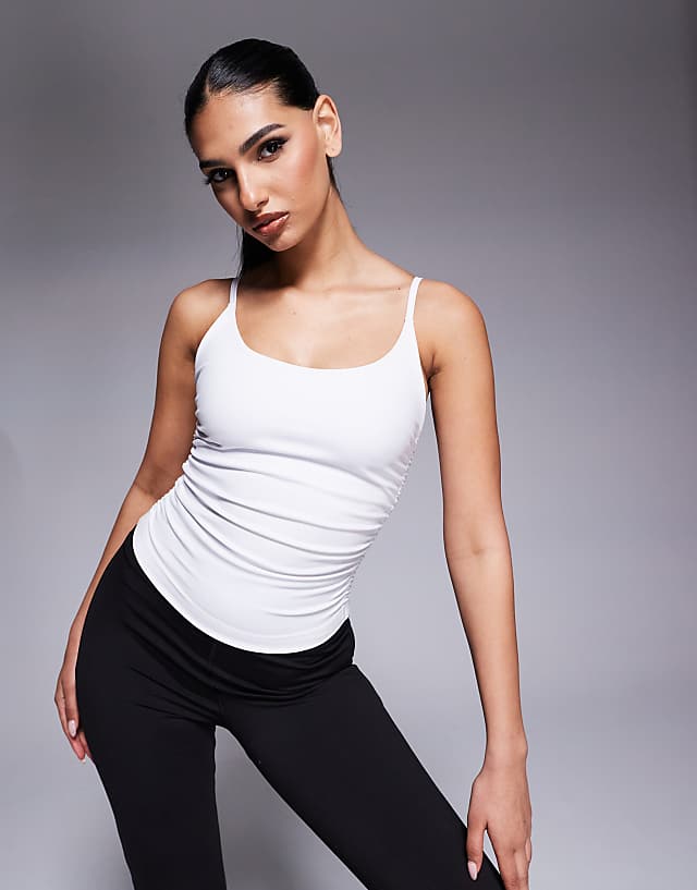4505 Soft Touch Cami With Ruched Side And Inner Bra In White