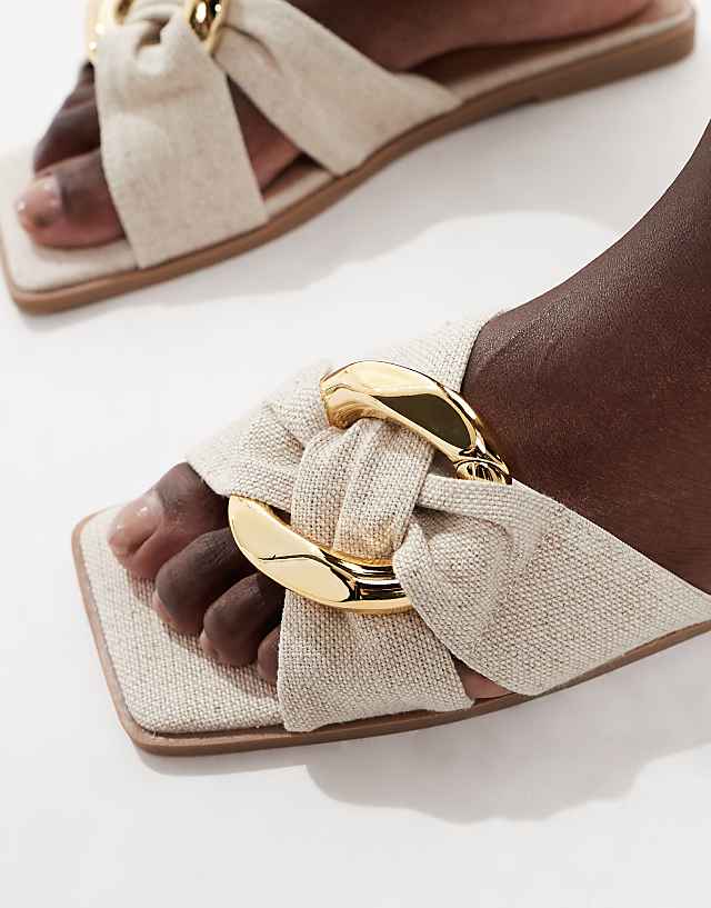 ASOS DESIGN Foxy Hardware Slider In Natural