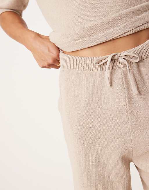 ASOS DESIGN Knitted Shorts Co-ord In Mink