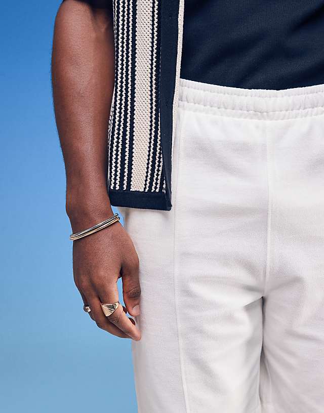 ASOS DESIGN Slim Pique Short In Off White