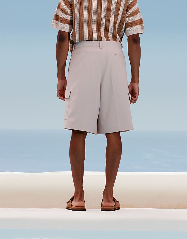 ASOS DESIGN Smart Cargo Shorts In Neutral