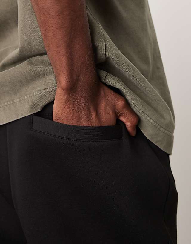 ASOS DESIGN Tapered Scuba Jogger In Black