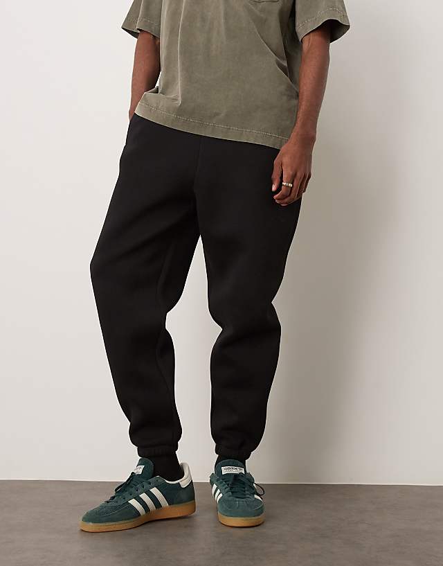 ASOS DESIGN Tapered Scuba Jogger In Black