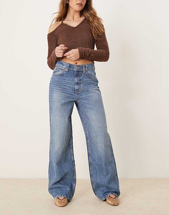 ASOS DESIGN wide leg dad jeans in mid blue