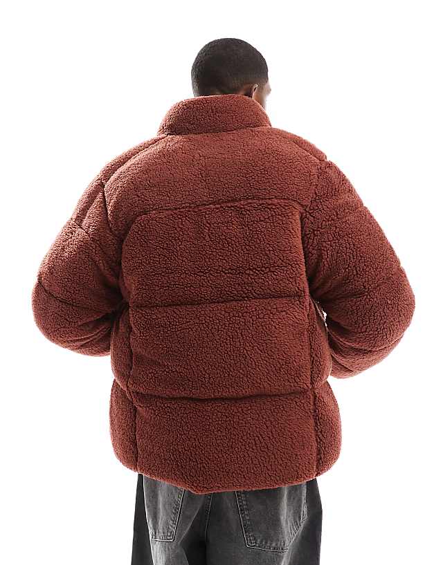 Columbia Puffect III Jacket In Burgundy