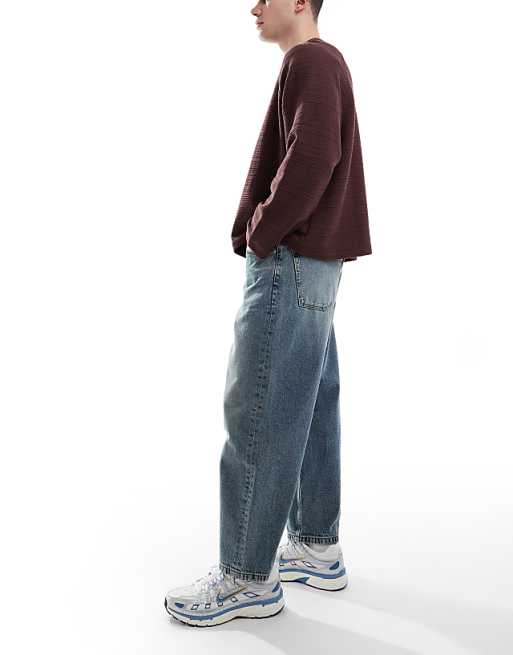 ASOS DESIGN Barrel Fit Jeans In Vintage Light Wash Blue