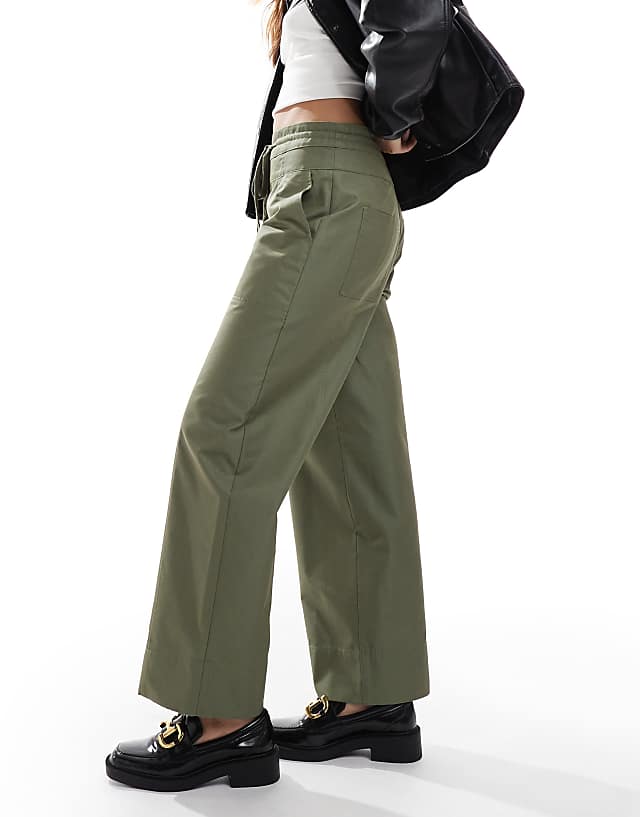 ASOS DESIGN Barrel Trousers With Seam Detail In Khaki