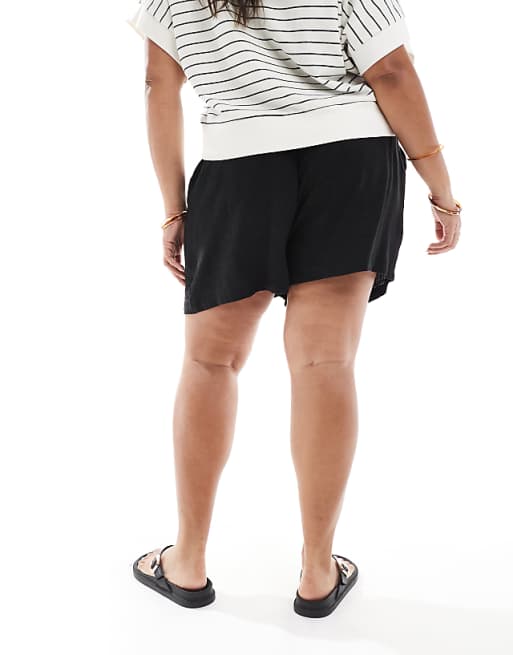 ASOS DESIGN Curve Relaxed Dad Shorts With Linen In Black