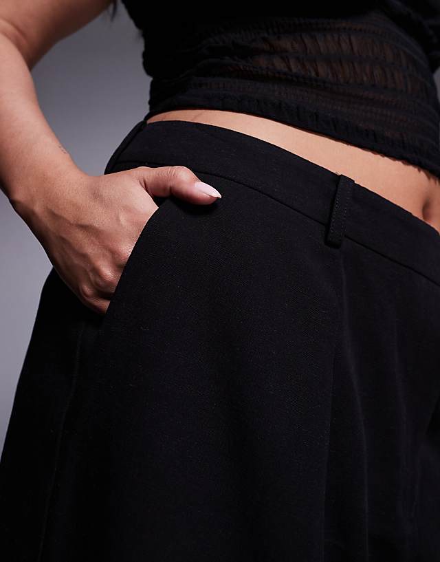 ASOS DESIGN Curve Tailored Linen Look Longline City Shorts In Black