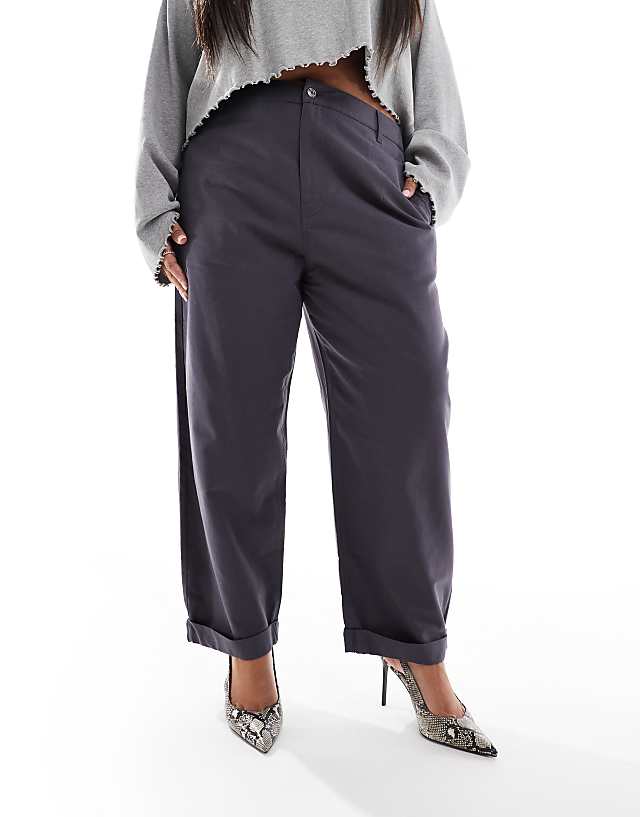 ASOS DESIGN Curve Tapered Trousers With Turn Up Detail In Charcoal - CHARCOAL