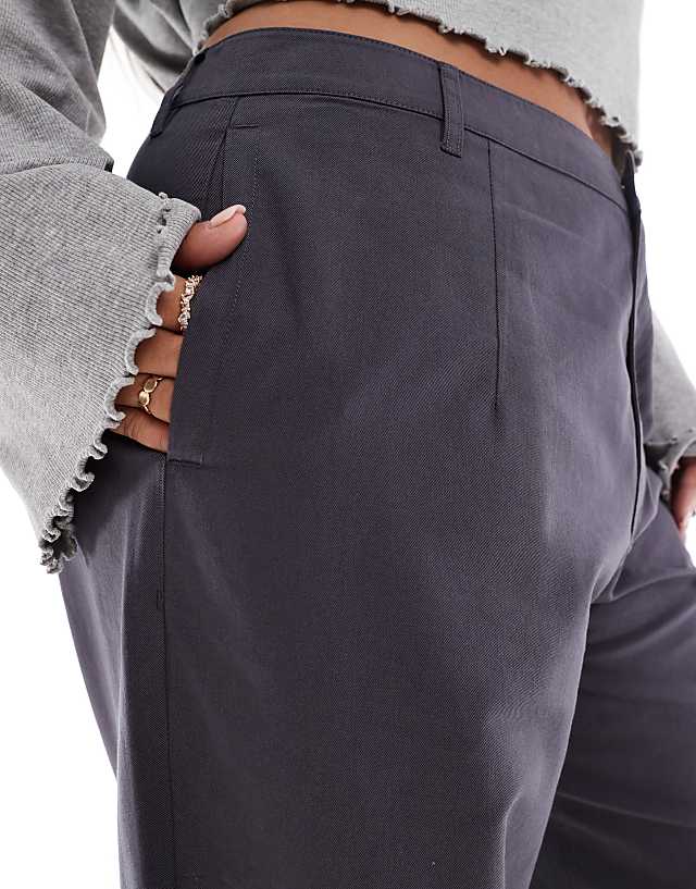ASOS DESIGN Curve Tapered Trousers With Turn Up Detail In Charcoal - CHARCOAL