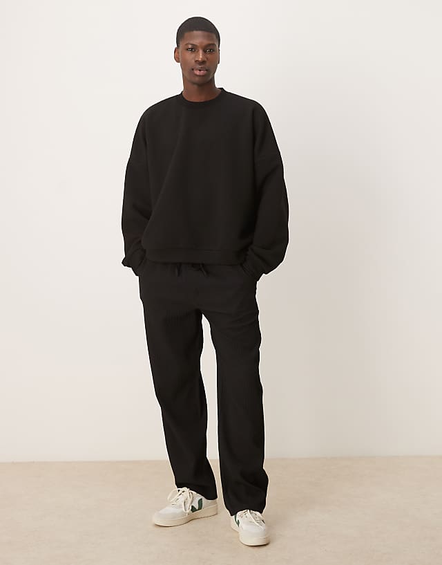 ASOS DESIGN Extreme Oversize Boxy Sweatshirt With Heavy Rib Texture In Black