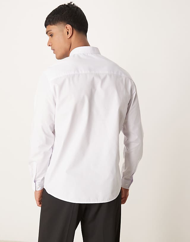 ASOS DESIGN Formal Wing Collar Regular Shirt With Pleated Bib Front In White