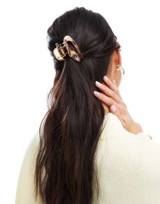 ASOS DESIGN Hair Claw With Abstract Design In Brown