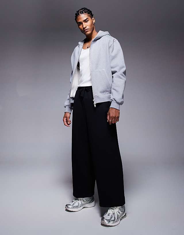 ASOS DESIGN heavyweight balloon cropped jogger in black