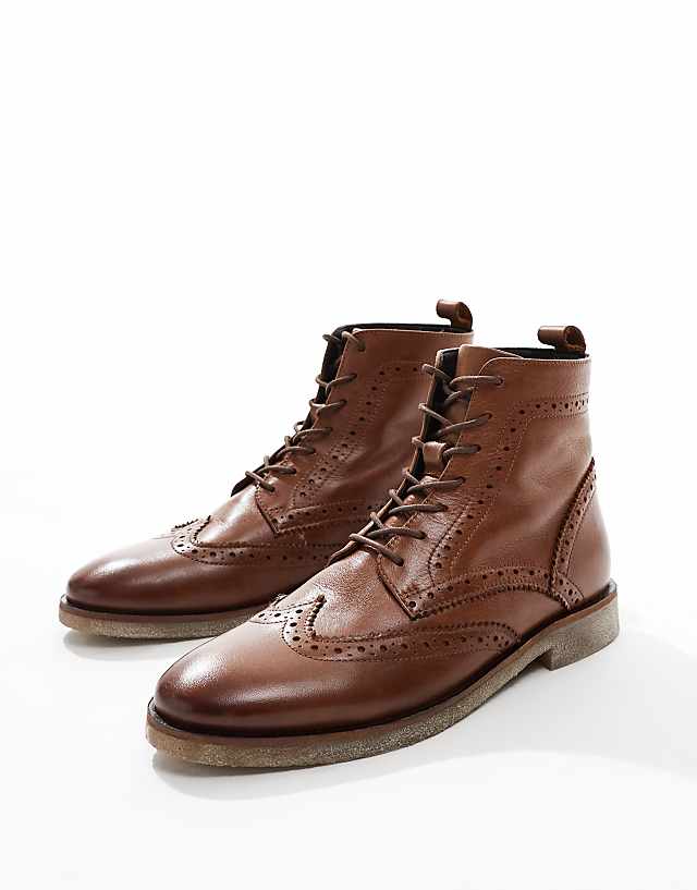 ASOS DESIGN Lace Up Brogue Boots In Tan Leather With Natural Sole