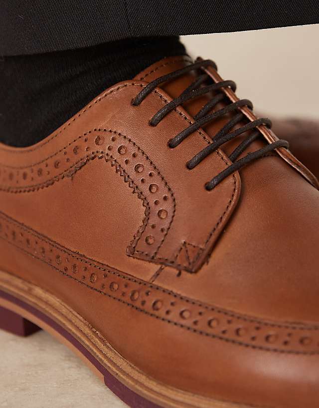 ASOS DESIGN Lace Up Brogue Derby In Tan Leather