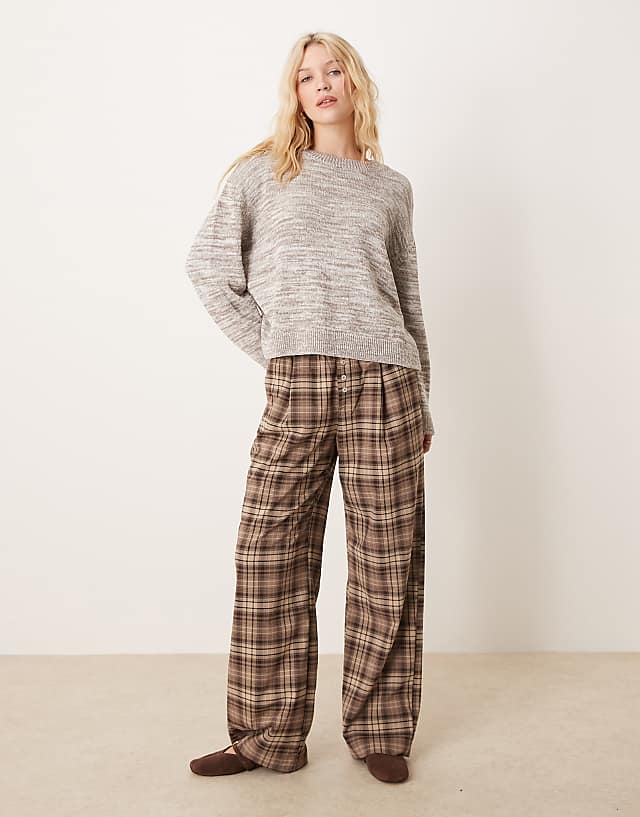 ASOS DESIGN Open Back Crew Neck Knit Jumper With Twisted Yarn In Brown