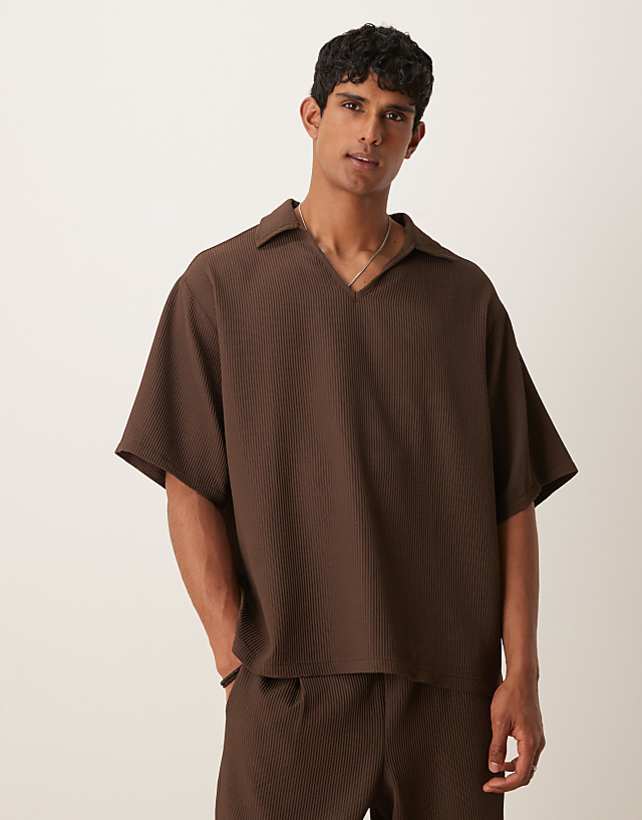 ASOS DESIGN oversized revere plisse polo in brown