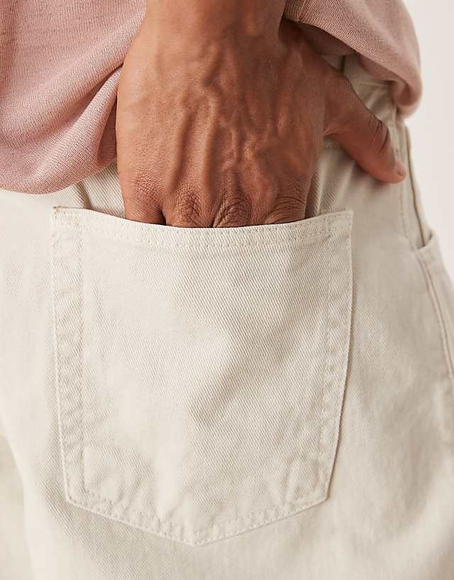 ASOS DESIGN Super Baggy Trouser With Pleat Detail In Ecru