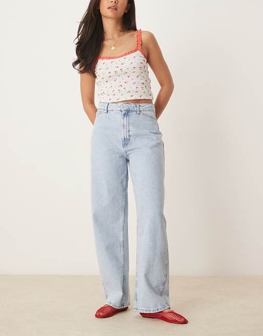 ASOS DESIGN tailored barrel jeans in light wash