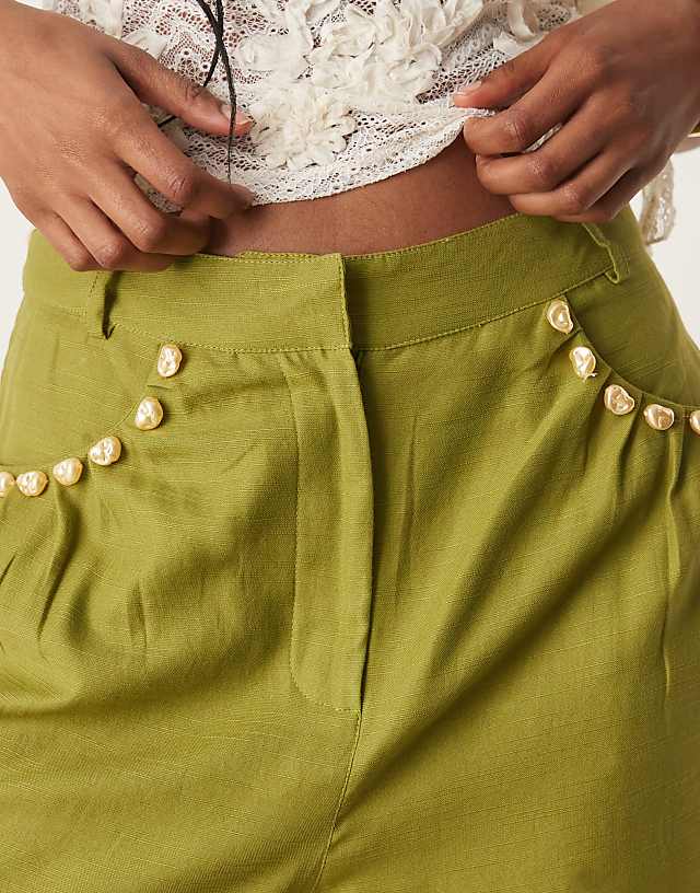 ASOS DESIGN Tailored Linen Look A-line Shorts With Pearl Detail In Olive