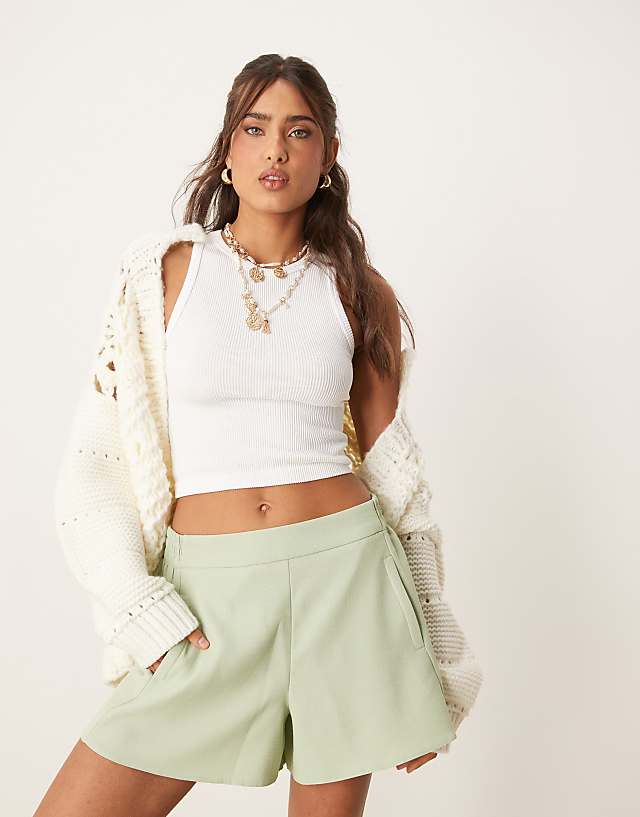 ASOS DESIGN Tailored Linen Look Boxer Shorts In Pistachio