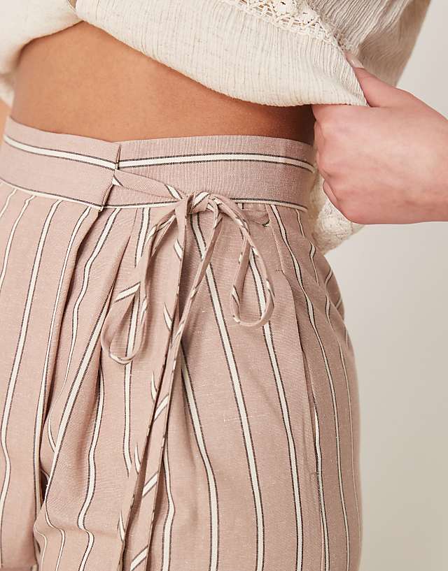 ASOS DESIGN Tall Tailored Wrap Tie Trousers With Linen In Mink Stripe