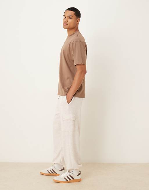 ASOS DESIGN Tapered Fit Loopback Jogger With Cargo Pockets In Stone