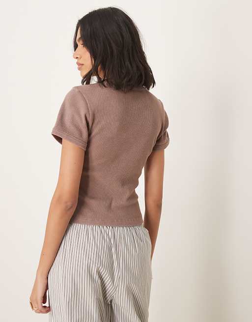 ASOS DESIGN Waffle Baby Tee In Washed Chocolate