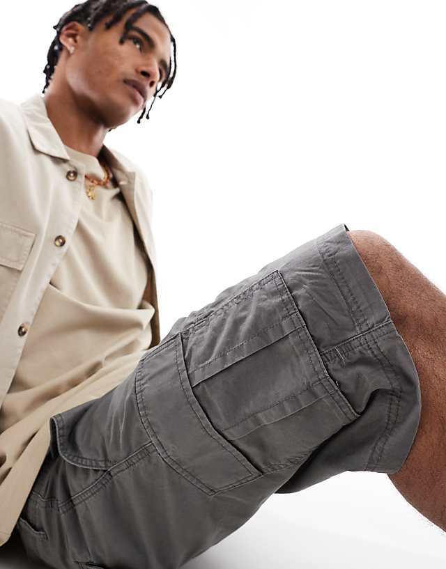 Jack & Jones Loose Fit Cargo Short In Grey