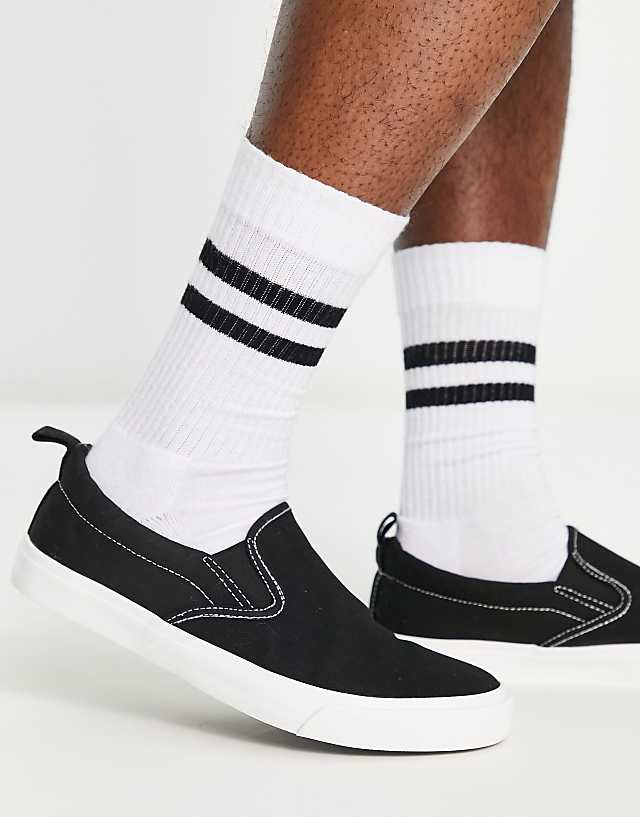 New Look Canvas Slip On Trainers In Black