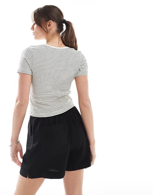 New Look Linen Pull On Short In Black