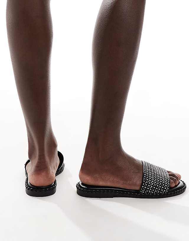 New Look Raffia Slider In Black