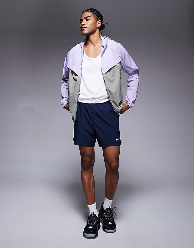 Nike Running Stride Repel Jacket In Lilac