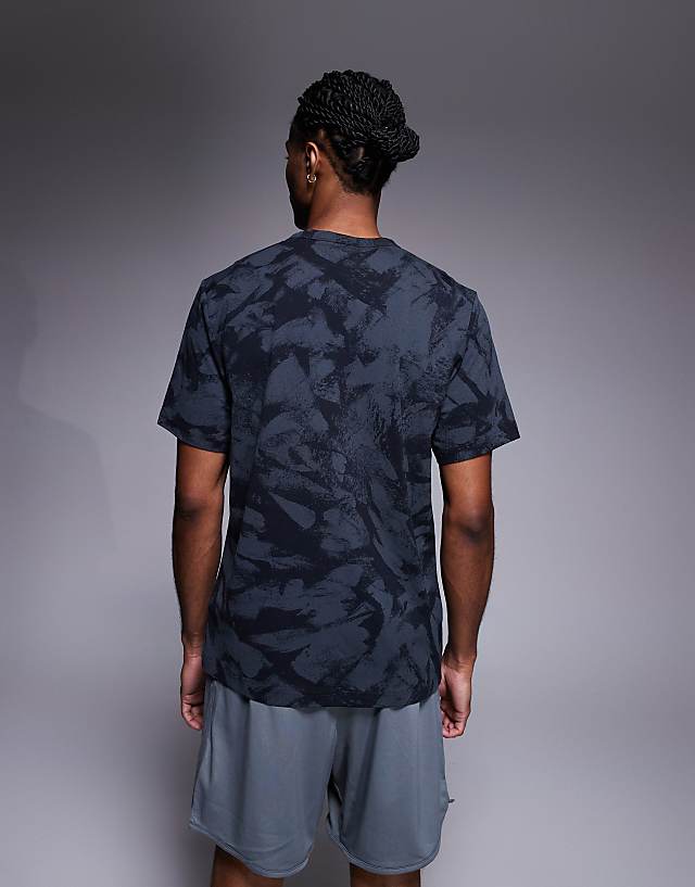 Nike Training Dri-Fit T-shirt In Marble