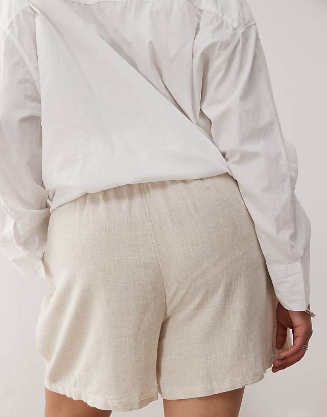 Noisy May Curve Linen Mix Short In Oatmeal