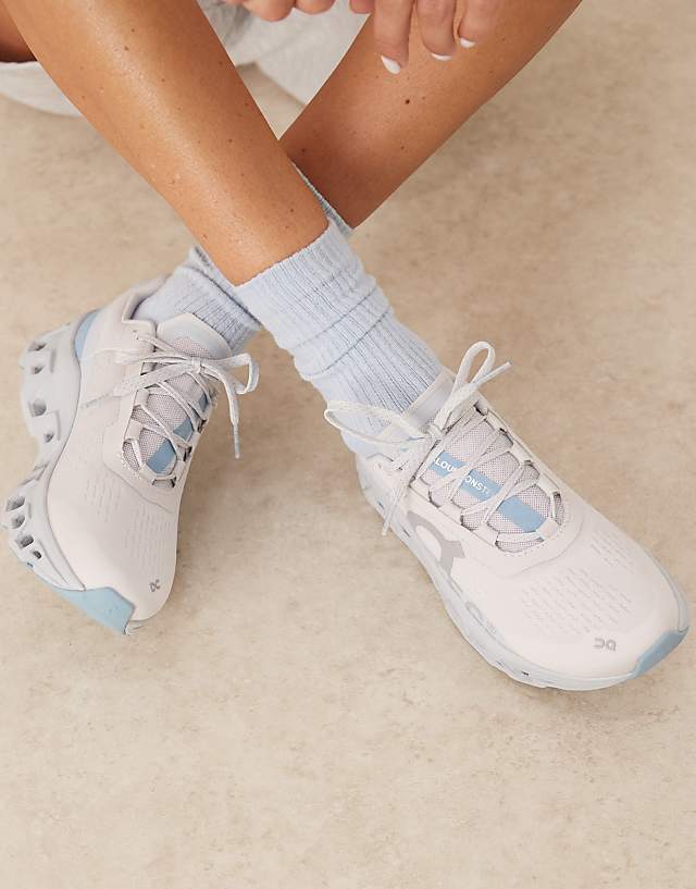 ON Cloudmonster Running Trainers In Blue