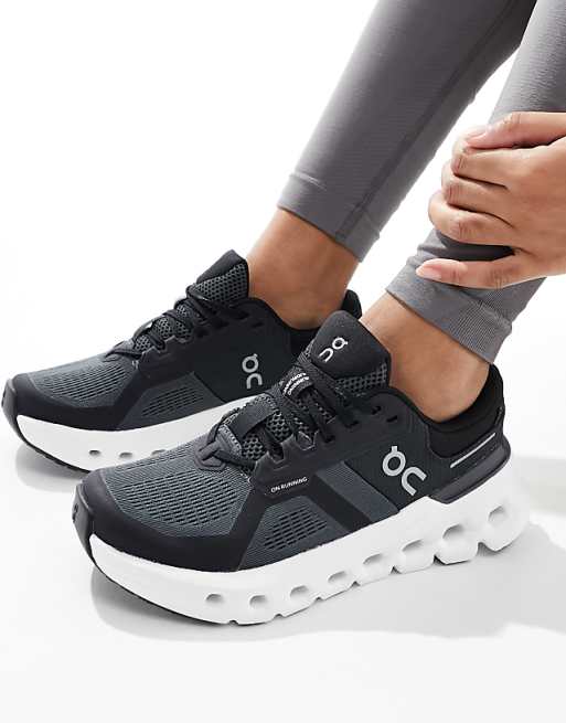 ON Cloudrunner 2 Running Trainers In Black