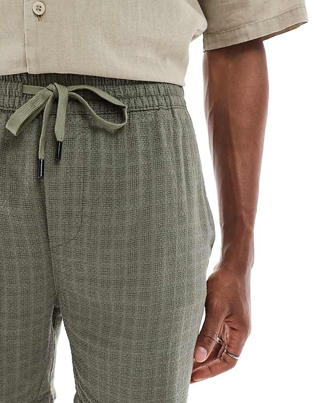 ONLY & SONS Textured Linen Mix Short In Sage