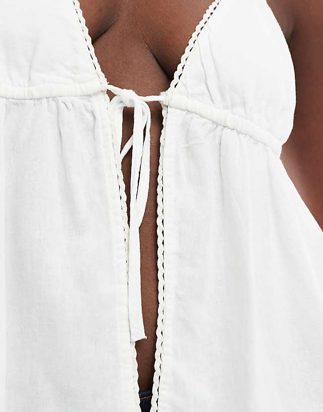 Pull&Bear Linen Halterneck Top In White