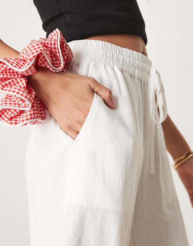 Selected Femme Linen Shorts In White