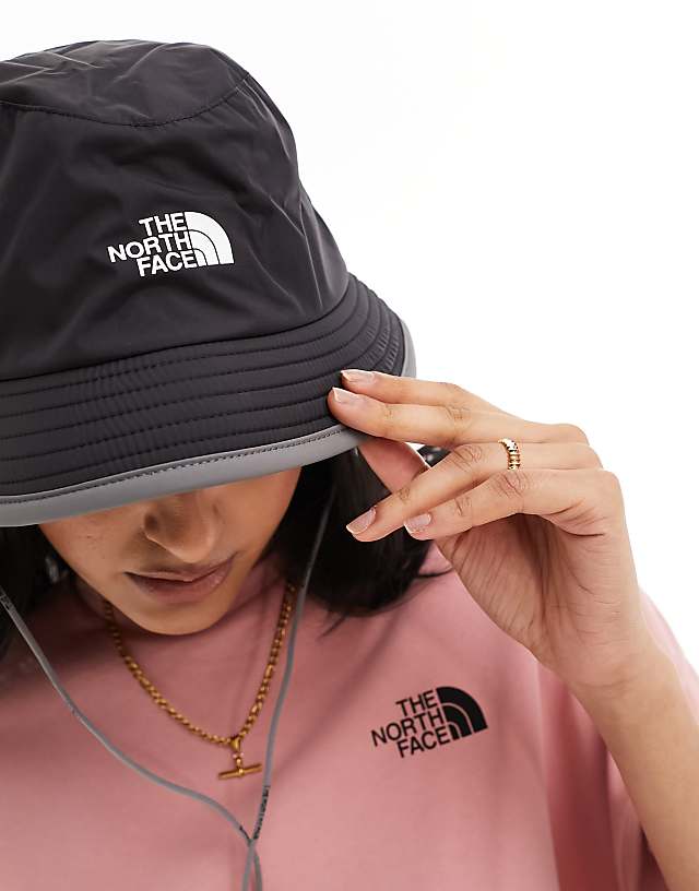 The North Face Antora Logo Rain Hat In Black