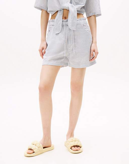 Tommy Jeans cotton linen short in Light Grey
