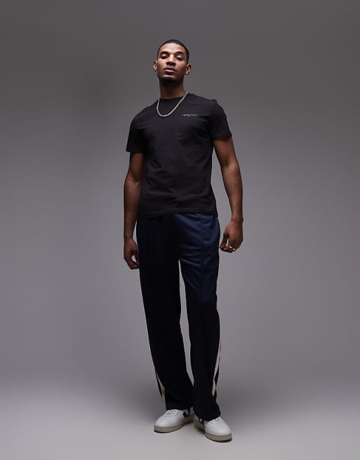 Tommy Jeans Small Chest Logo T-shirt In Black