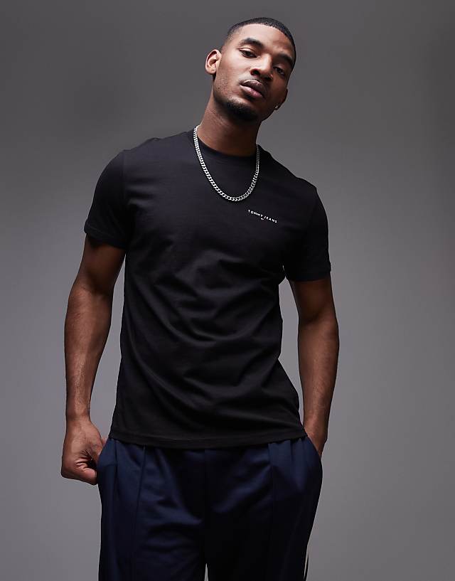 Tommy Jeans Small Chest Logo T-shirt In Black